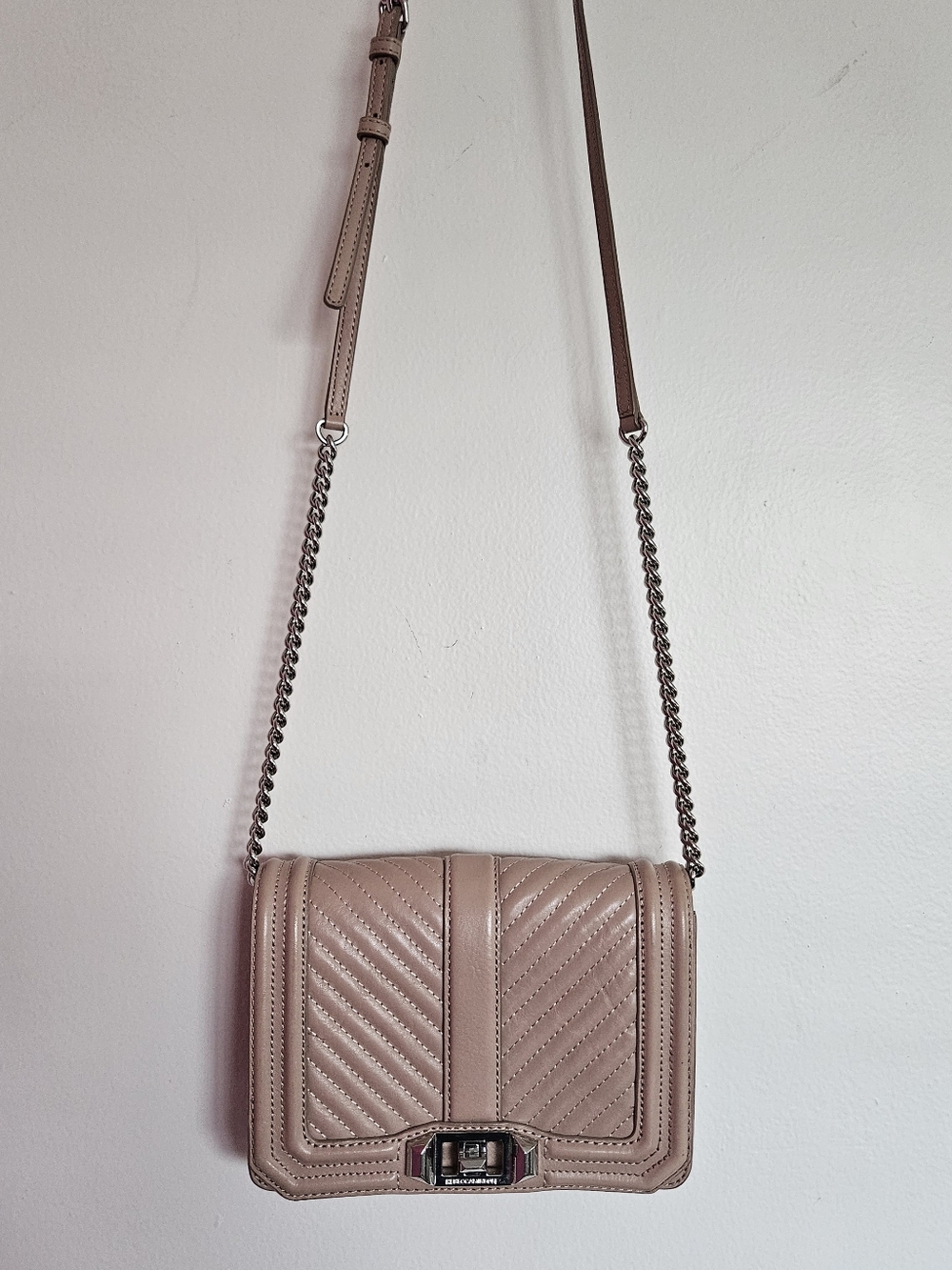 Rebecca Minkoff Geo Quilted Crossbody Shoulder Bag Vintage Pink  Blush Chevron - Picture 2 of 6